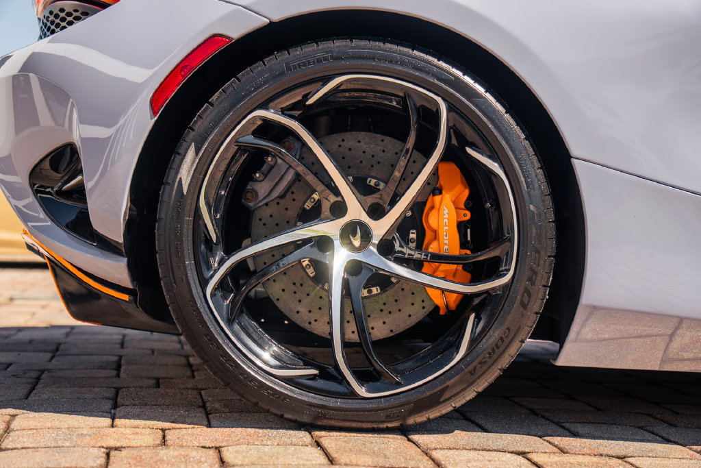 Used 2024 McLaren 750S RWD image 14