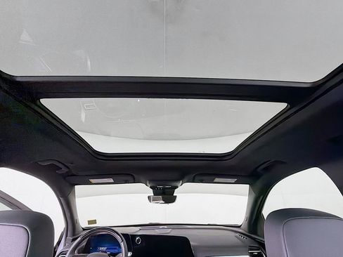 Used 2024 Chevrolet Traverse RS w/ LPO, Floor Liner Package FWD image 15