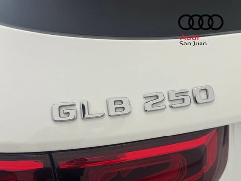 Used 2020 Mercedes-Benz GLB 250 image 11