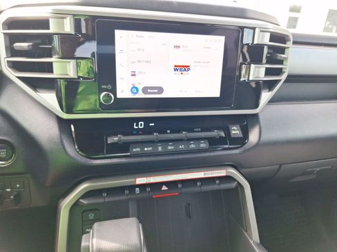 Used 2025 Toyota Tundra SR5 image 30