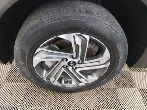 Used 2022 Hyundai Santa Fe SE AWD/4WD image 9