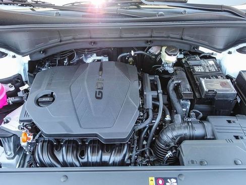 New 2024 Kia Sorento LX image 13