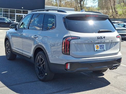 Used 2025 Kia Telluride EX X-Line image 3