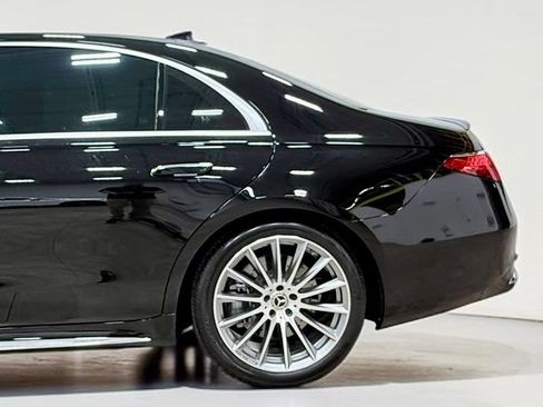 Used 2023 Mercedes-Benz S 580 4MATIC Sedan image 17