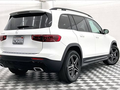 Used 2026 Mercedes-Benz GLB 250 image 11
