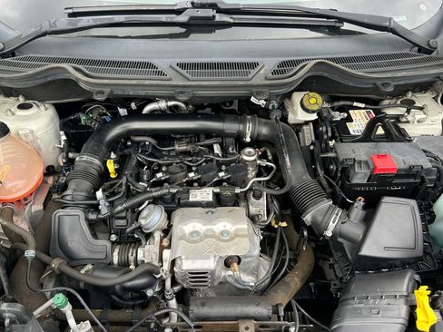 Used 2020 Ford EcoSport SE FWD image 31