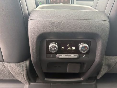 New 2026 GMC Acadia Denali w/ Super Cruise Package AWD/4WD image 37