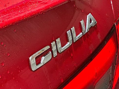 Used 2022 Alfa Romeo Giulia Ti w/ Active Assist Plus Package RWD image 37