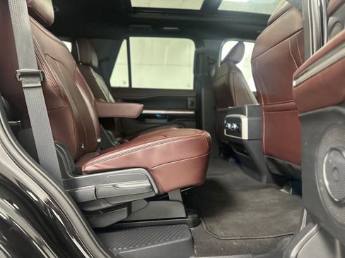 Certified 2024 Ford Expedition Limited image 25