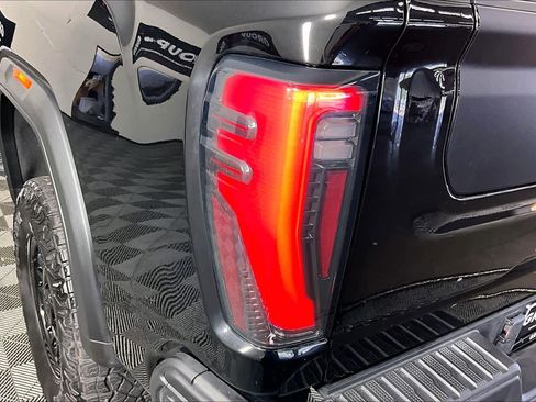 Used 2025 GMC Sierra 2500 AT4X w/ AT4X AEV Edition AWD/4WD image 28