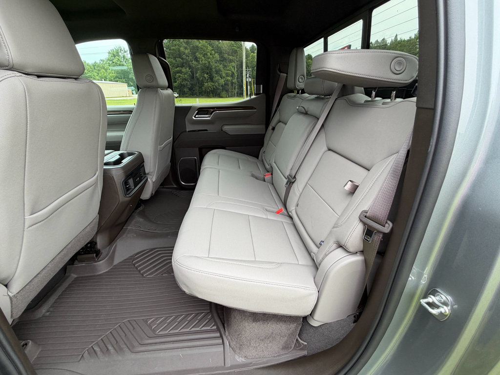 New 2026 Chevrolet Silverado 1500 RST AWD/4WD image 16