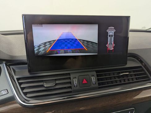 Used 2022 Audi Q5 2.0T Premium image 14