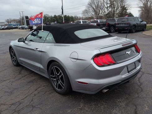 Used 2023 Ford Mustang Premium image 5