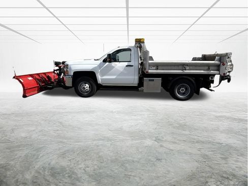 Used 2015 Chevrolet Silverado 3500 W/T w/ WT Convenience Package AWD/4WD image 2