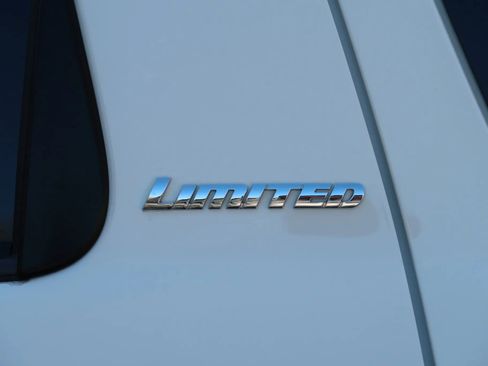 Used 2013 Toyota Sequoia Limited image 7