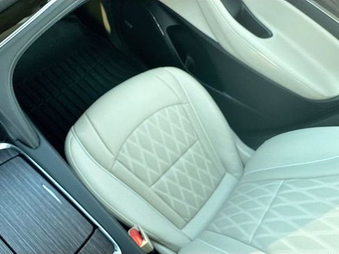 Used 2024 Buick Enclave Avenir w/ Trailering Package, 5000 lbs. FWD image 33