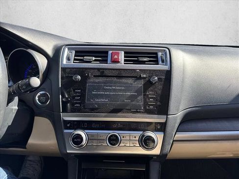 Used 2017 Subaru Outback 3.6R Limited image 15