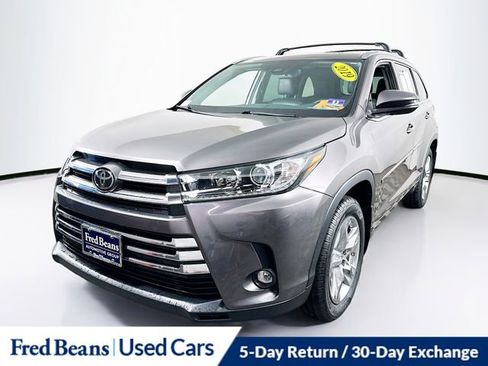 Used 2019 Toyota Highlander Limited AWD/4WD image 3