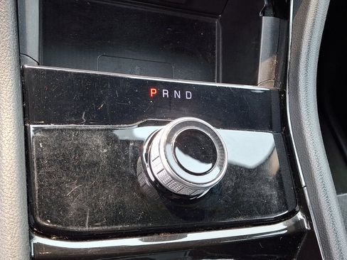 Used 2023 Jeep Grand Cherokee Altitude AWD/4WD image 27