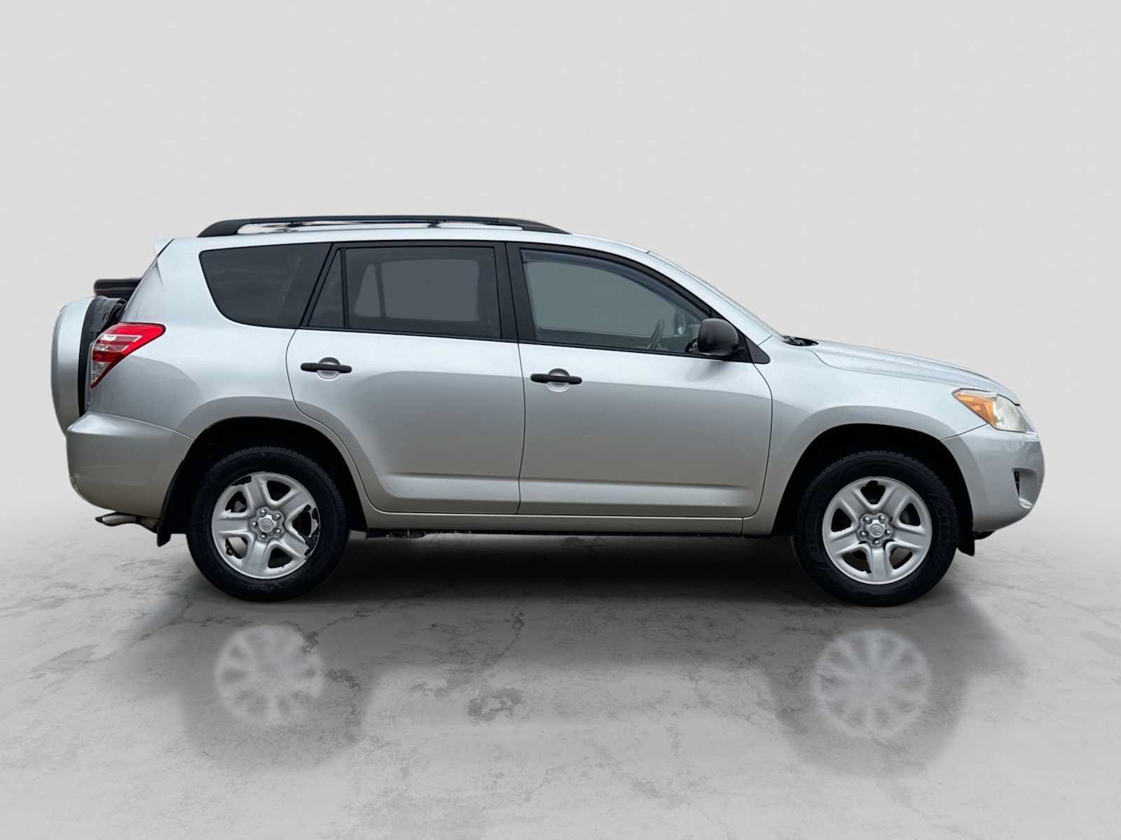 Used 2011 Toyota RAV4 4WD w/ Base L4 Extra Value Pkg image 7