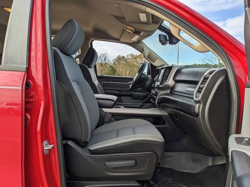 Used 2019 RAM 1500 Big Horn image 43