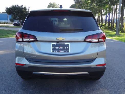 Used 2024 Chevrolet Equinox LT w/ LPO, Floor Liner Package FWD image 3