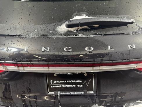 New 2026 Lincoln Corsair Reserve image 13