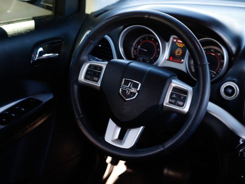 Used 2015 Dodge Journey SXT w/ Flexible Seating Group image 27