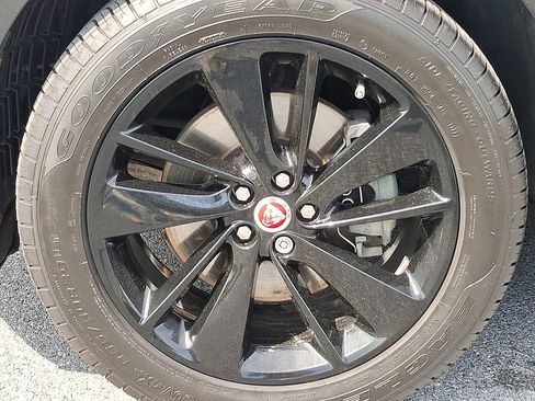 Certified 2023 Jaguar F-PACE S AWD/4WD image 8