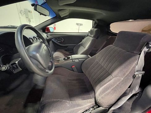 Used 1998 Pontiac Firebird Formula w/ Opt Pkg image 54