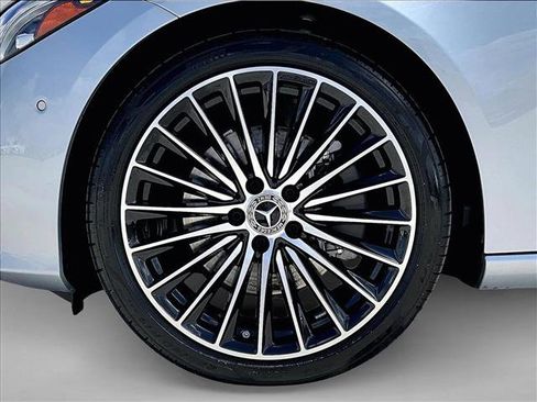 Used 2026 Mercedes-Benz C 300 Sedan image 10