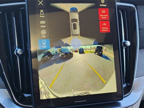 New 2026 Volvo XC90 B6 Ultra image 22