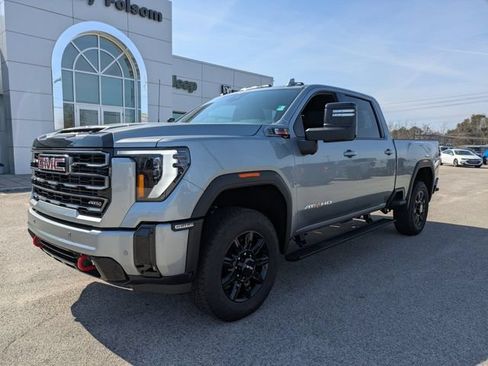 Used 2026 GMC Sierra 2500 AT4 w/ AT4 Premium Plus Package AWD/4WD image 8
