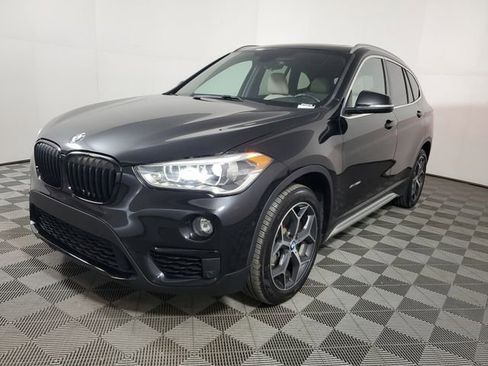 Used 2017 BMW X1 xDrive28i image 3