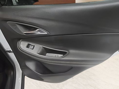 Used 2025 Buick Encore GX Preferred FWD image 21
