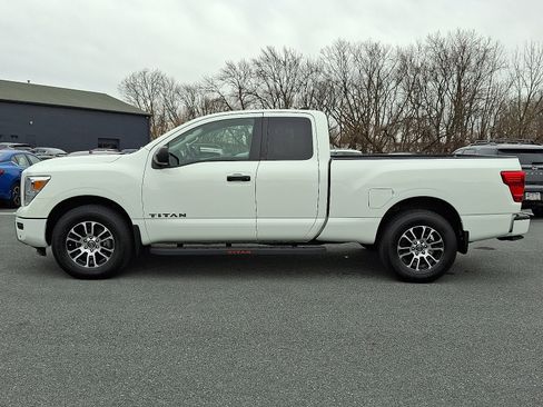Certified 2024 Nissan Titan SV w/ Accessory Utility Package AWD/4WD image 4