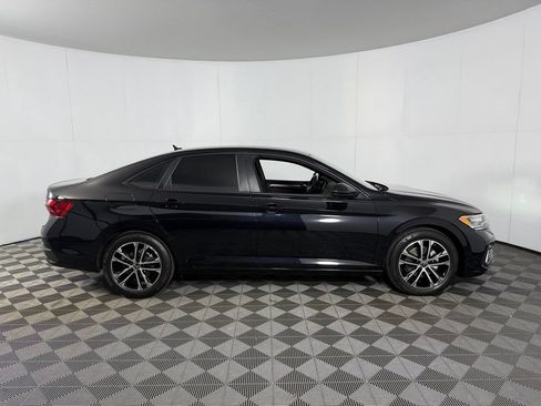 Used 2024 Volkswagen Jetta Sport FWD image 7