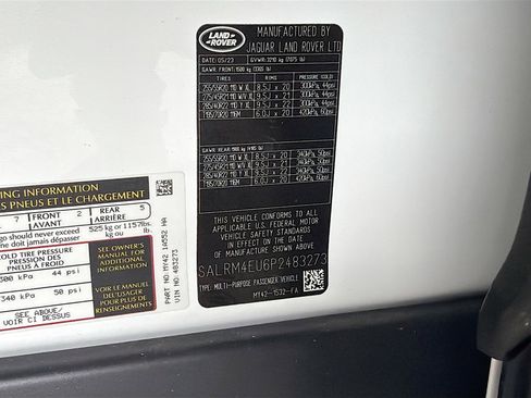 Used 2023 Land Rover Discovery HSE R-Dynamic image 11