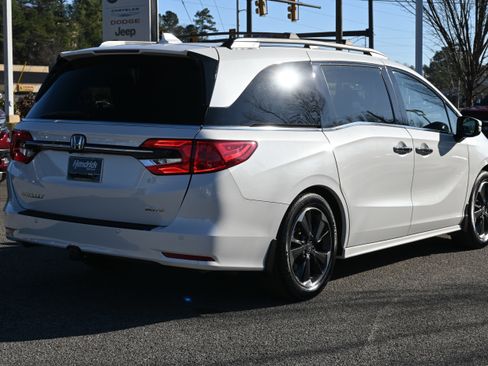 Used 2022 Honda Odyssey Elite image 13