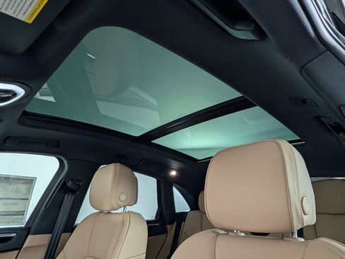 New 2026 Porsche Macan AWD/4WD image 31
