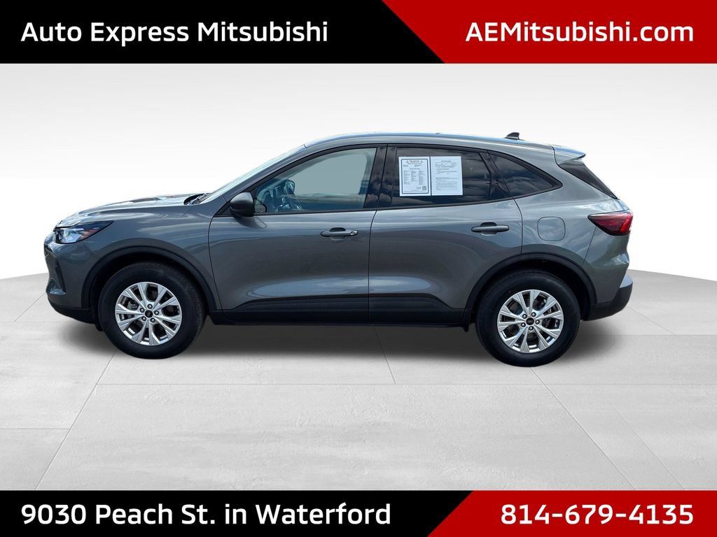 Used 2025 Ford Escape Active w/ Tech Pack #1 AWD/4WD image 4
