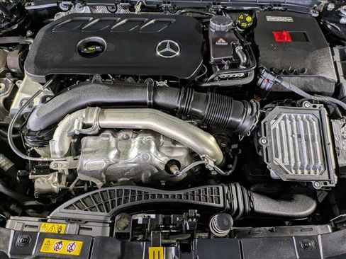 Certified 2025 Mercedes-Benz GLB 250 GLB 250 image 22