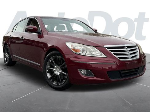 Used 2011 Hyundai Genesis 4.6 RWD image 1