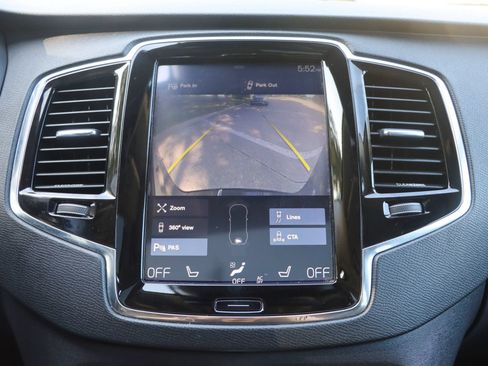 Used 2016 Volvo XC90 T6 Momentum w/ Momentum Plus Package AWD/4WD image 45