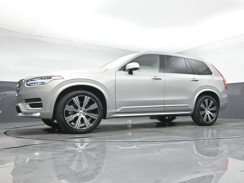 Used 2024 Volvo XC90 B6 Ultimate AWD/4WD image 40