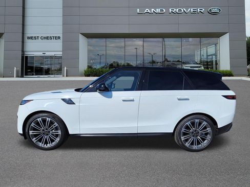 Certified 2023 Land Rover Range Rover Sport SE AWD/4WD image 5