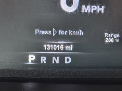 Used 2018 RAM 3500 SLT w/ Luxury Group image 41