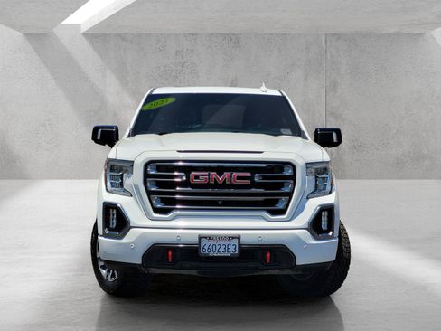 Used 2021 GMC Sierra 1500 AT4 w/ AT4 Premium Package AWD/4WD image 3