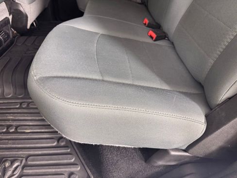 Used 2018 RAM 2500 Tradesman w/ Chrome Appearance Group AWD/4WD image 29