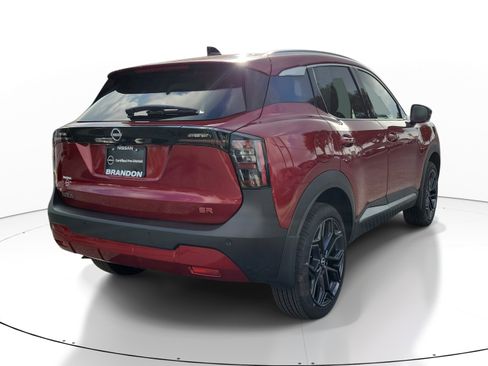 Certified 2026 Nissan Kicks SR FWD image 7